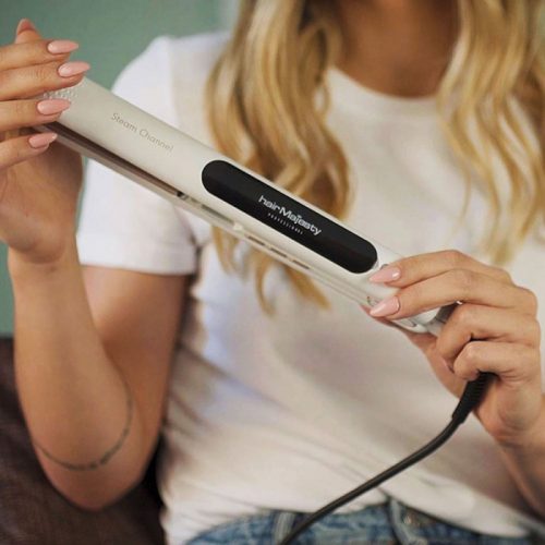 24723